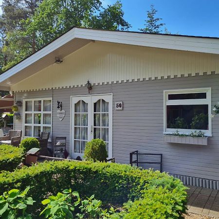 Charme Chalet Zutendaal Buitenkant foto