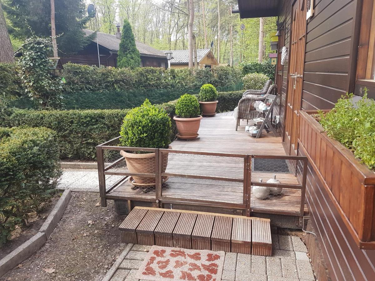 Charme Chalet Zutendaal Buitenkant foto